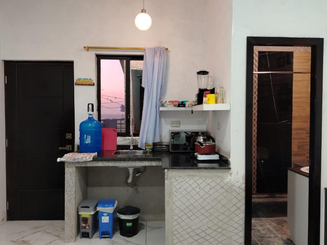 شقة La Casa De Amelia بويرتو بكويريزو مورينو المظهر الخارجي الصورة